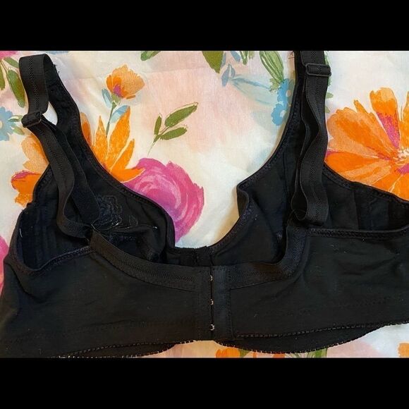 🥀Lynda’s world women’s embroidery fashion Bra 38B - Picture 6 of 13